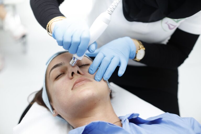عيادات تجميل قريبة منك